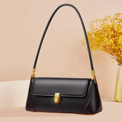 ELEGANT CLUTCH BLACK BAG